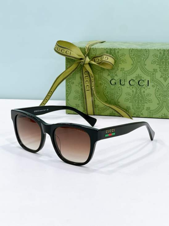 Picture of Gucci Sunglasses _SKUfw80537533fw